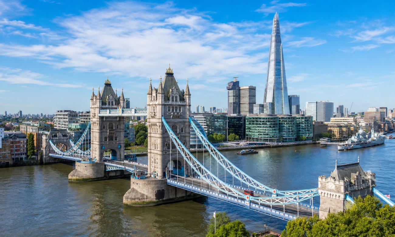 Tower Bridge, The Shard and the River Thames near London Bridge student accommodation.