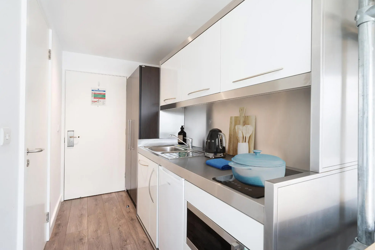 Private kitchen in Bronze Studio at Spitalfields Residence London